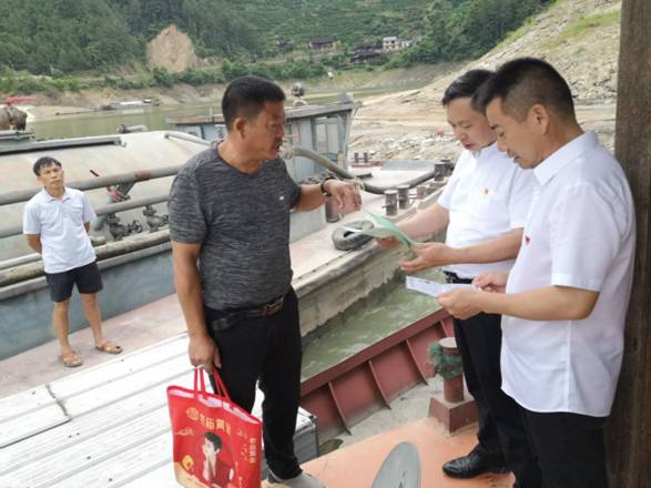 0bb80191e761091a2a29c95c45c2528